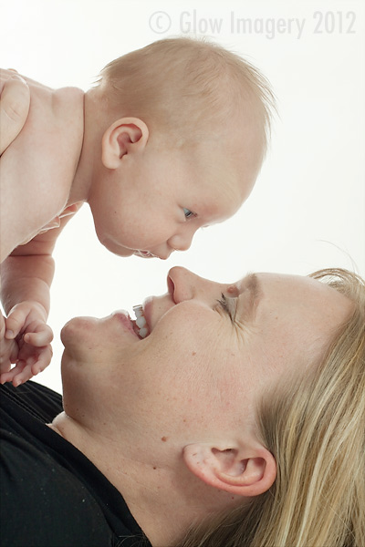 Kansas City photographer does a Mother and Baby portrait