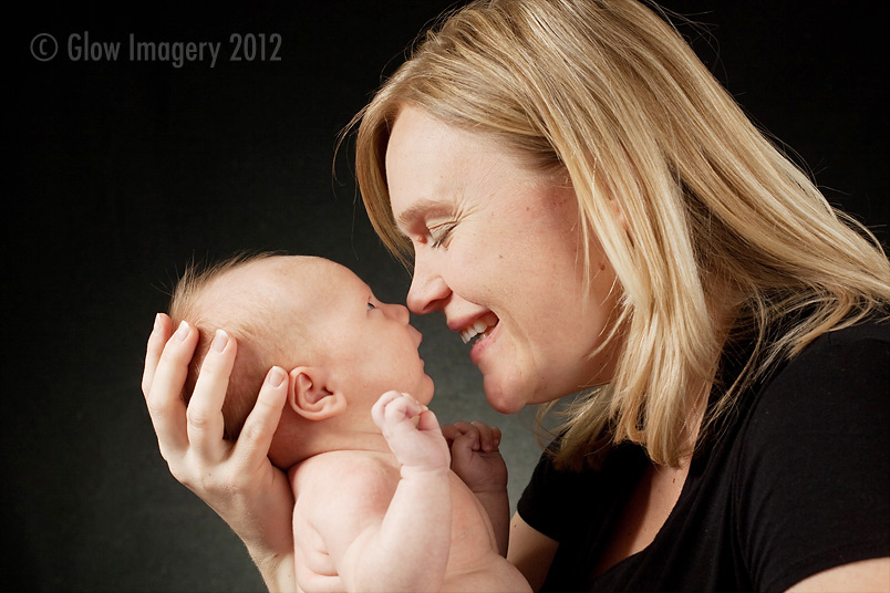 Kansas City photographer does a Mother and Baby portrait