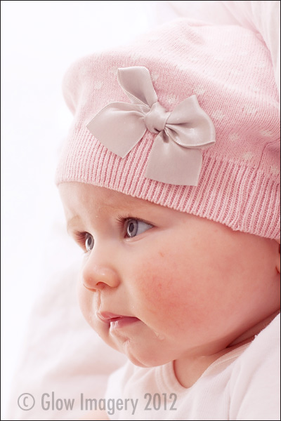 Kansas City baby photographer iamge of six month old baby girl.