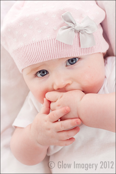 Kansas City baby photographer iamge of six month old baby girl.